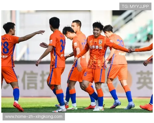 武汉三镇一次精准传递几乎直接造成破门 武汉三镇一次精准传递几乎直接造成破门