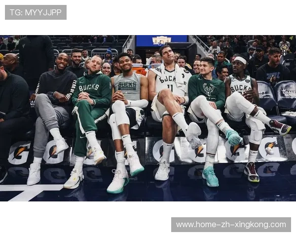 字母哥篮下统治力爆表,雄鹿笑纳关键战 字母哥篮下统治力爆表,雄鹿笑纳关键战