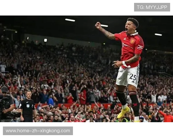 拉什福德边路内切低射破门曼联领先